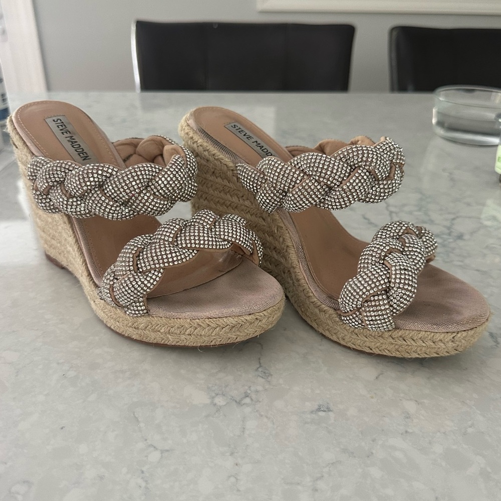 Steve Madden Rhinestone Uzo Kenley Braided Wedge / Platform Sandals size 8